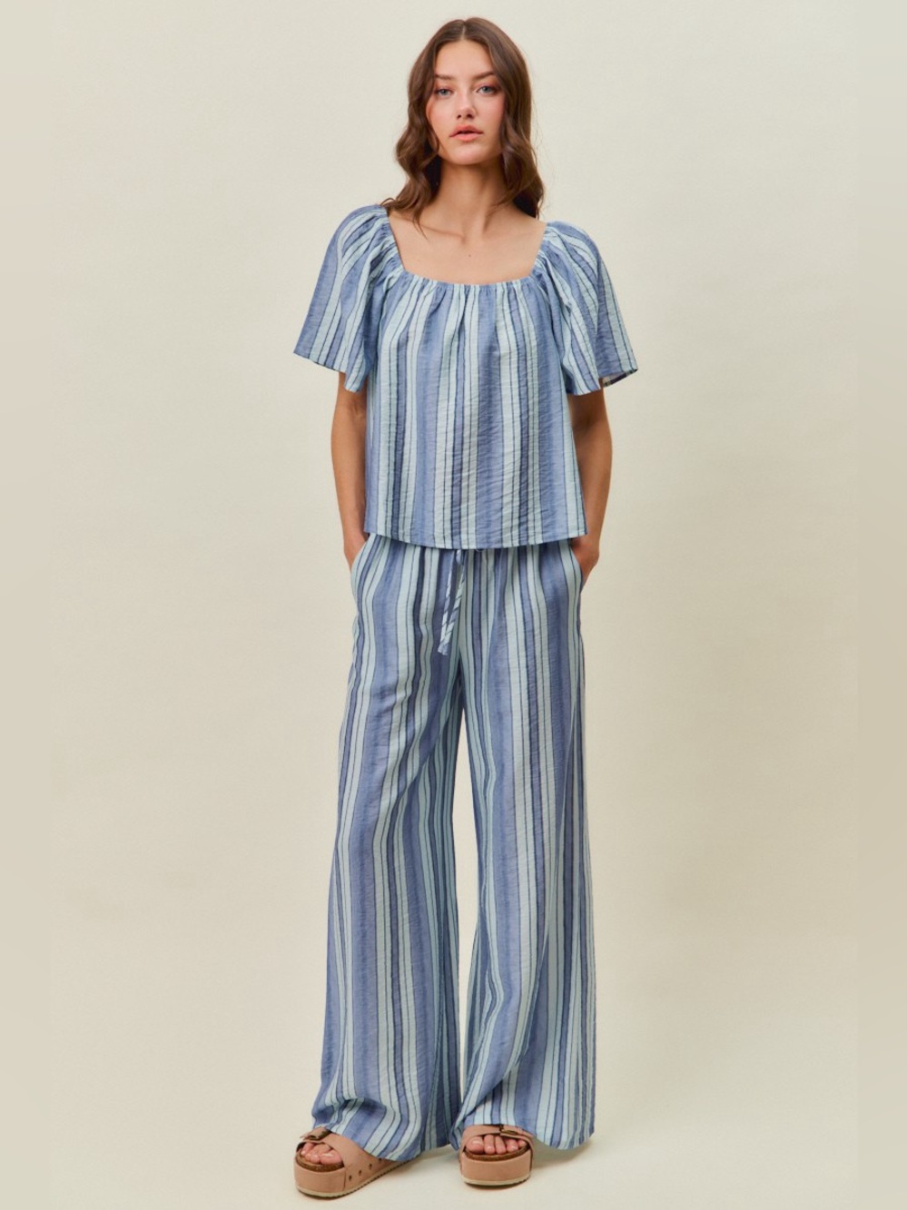 SO ME Stripe Wide Leg Pull On Pants🛍️
